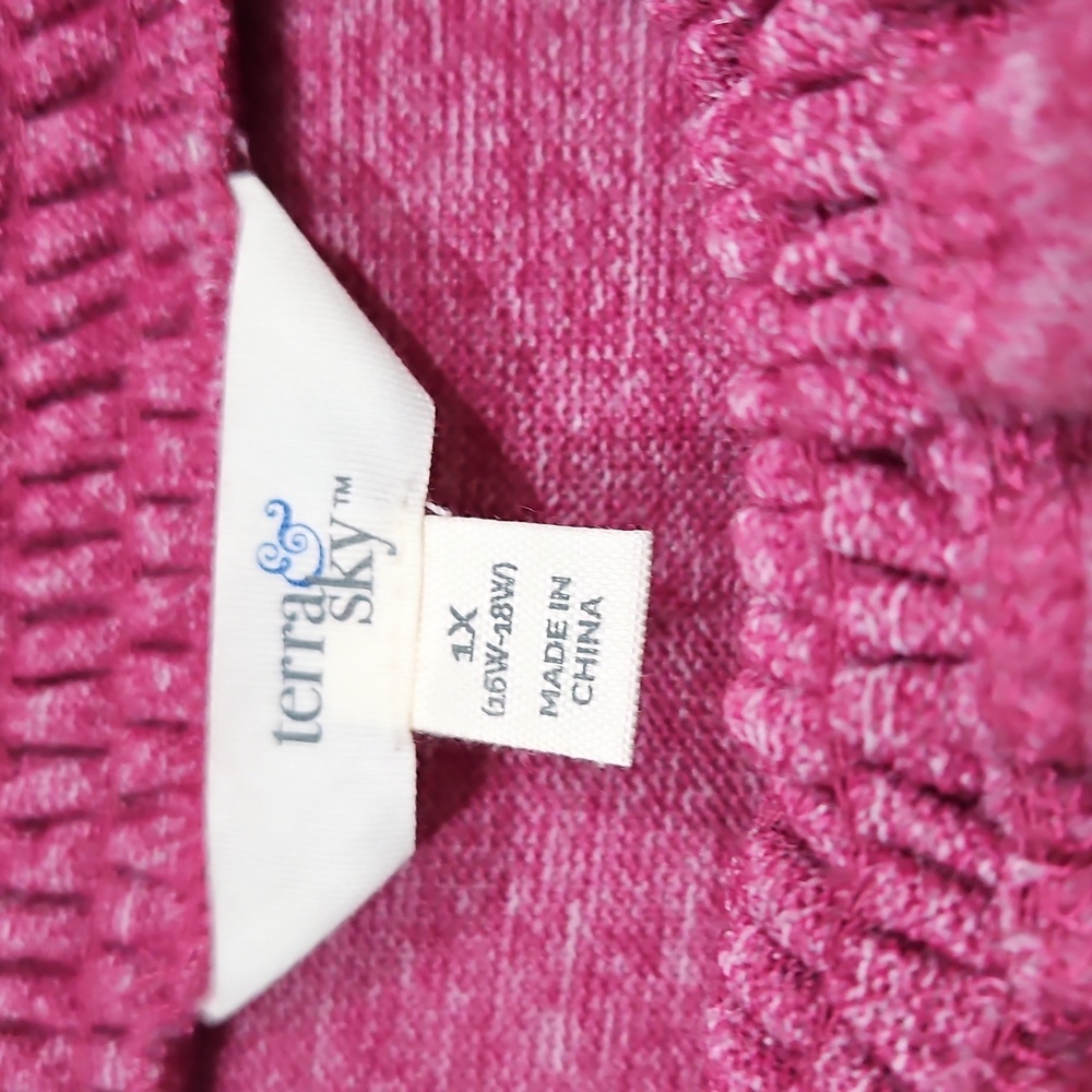 Womens Plus Size Tunic Sweater - Picture 2 of 3